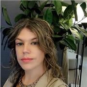 Profesora de Yoga Hatha y Kundalini. Meditación. 3 años de experiencia. Todas las edades y niveles. Granada y zona metropolitana